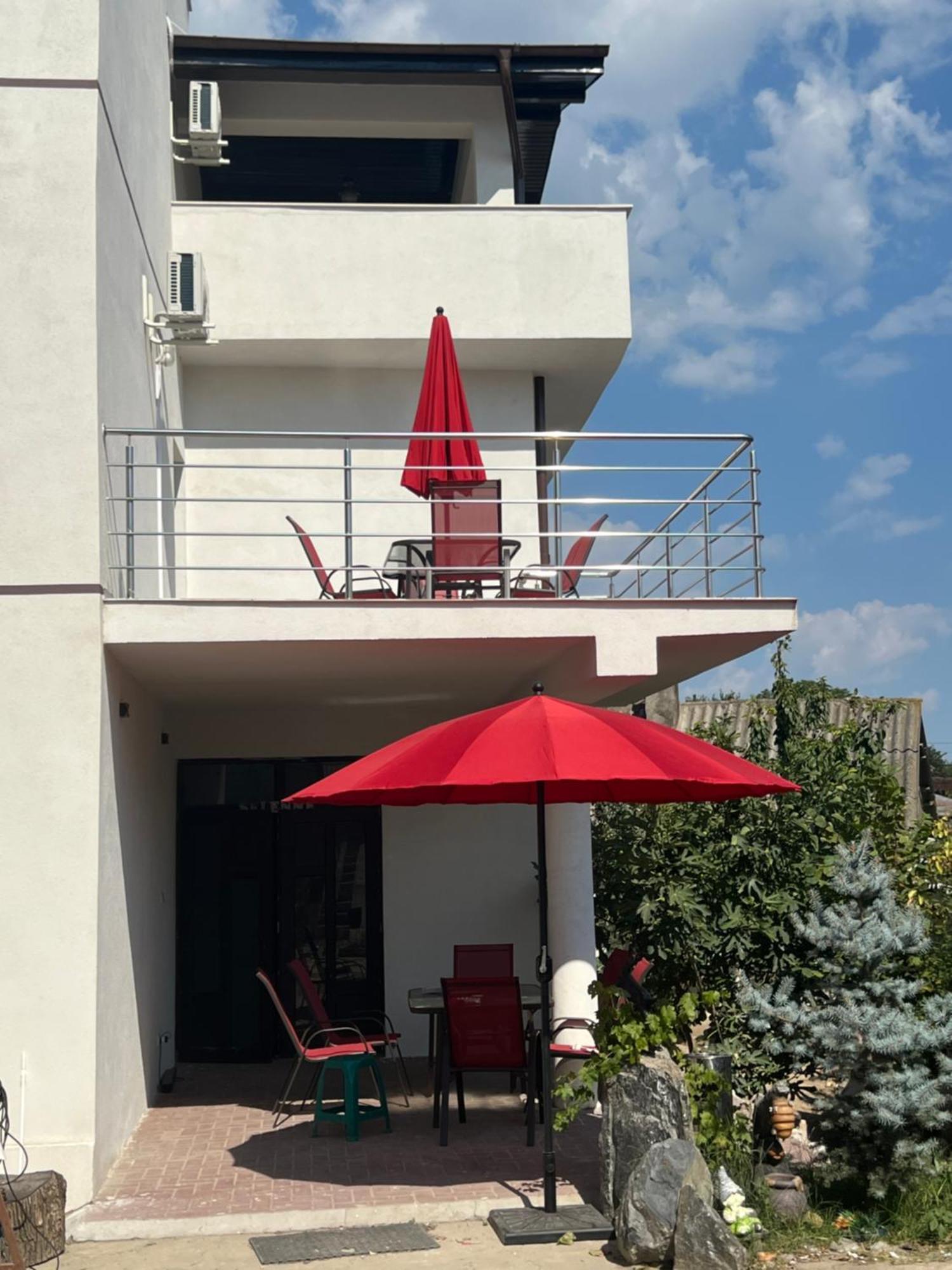 Casa Selly Hotell Tulcea Exteriör bild